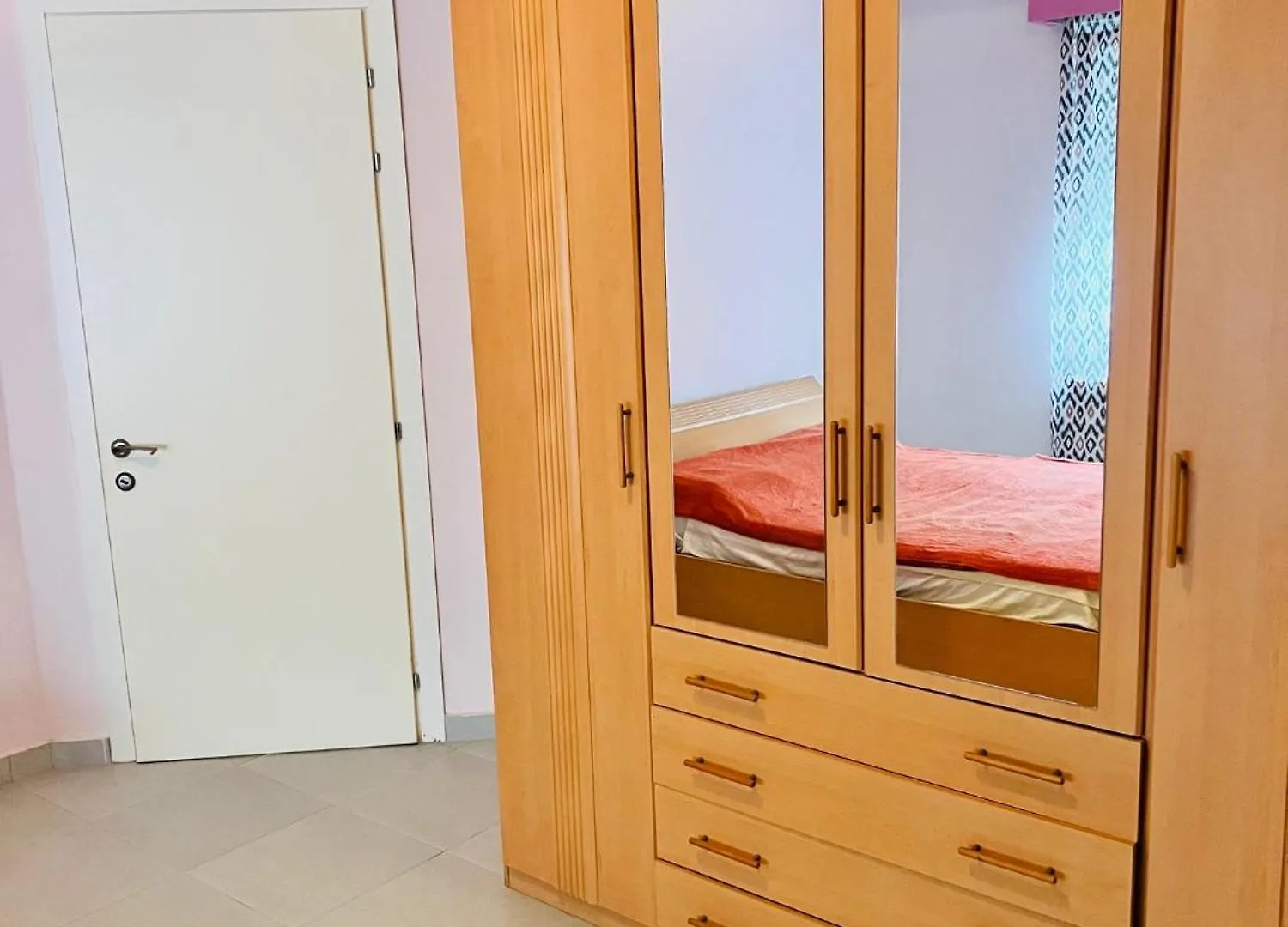 Cozy Villa Apartments Hamallaj 0*,